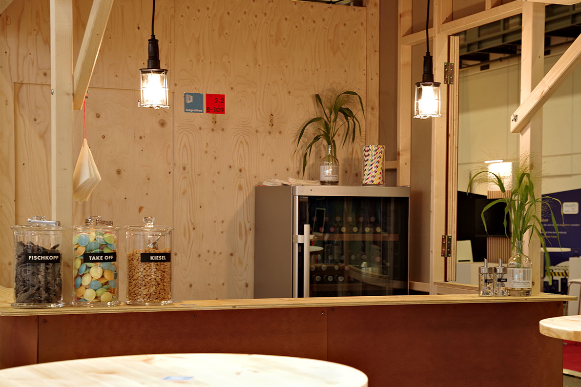 Messe-dmea-2023-catering-Braun-mit-braun